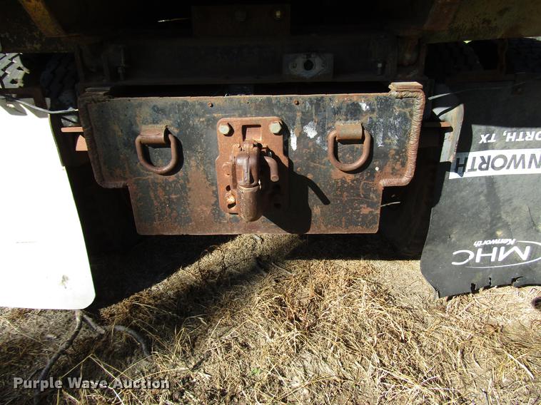 image for item DG1200 1986 International 1754 dump truck