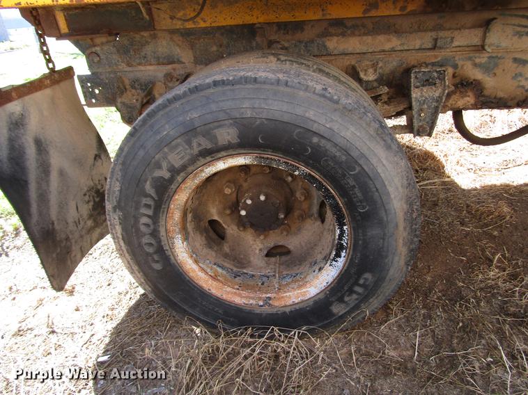 image for item DG1201 1984 Chevrolet C60 dump truck