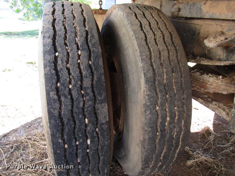 image for item DG1201 1984 Chevrolet C60 dump truck