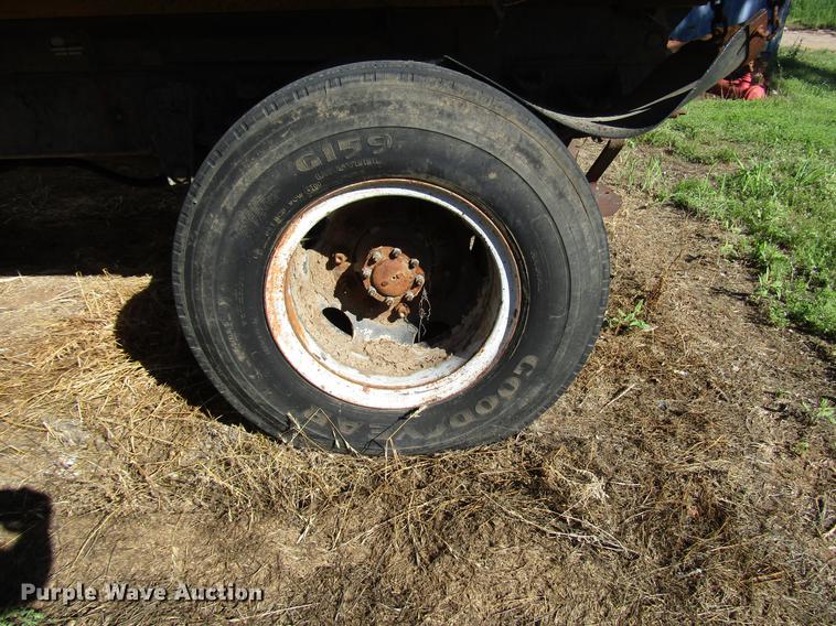 image for item DG1201 1984 Chevrolet C60 dump truck