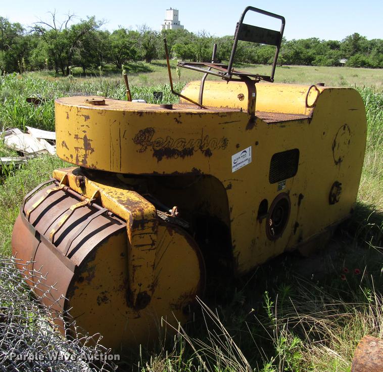 image for item DG1205 Ferguson double drum roller