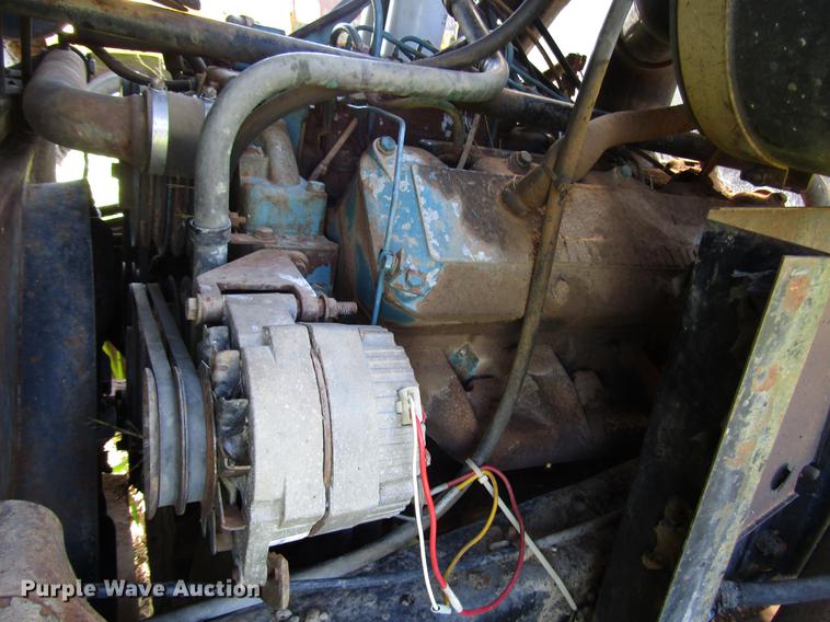 image for item DG1206 1983 International CO-1850B oil distributor truck