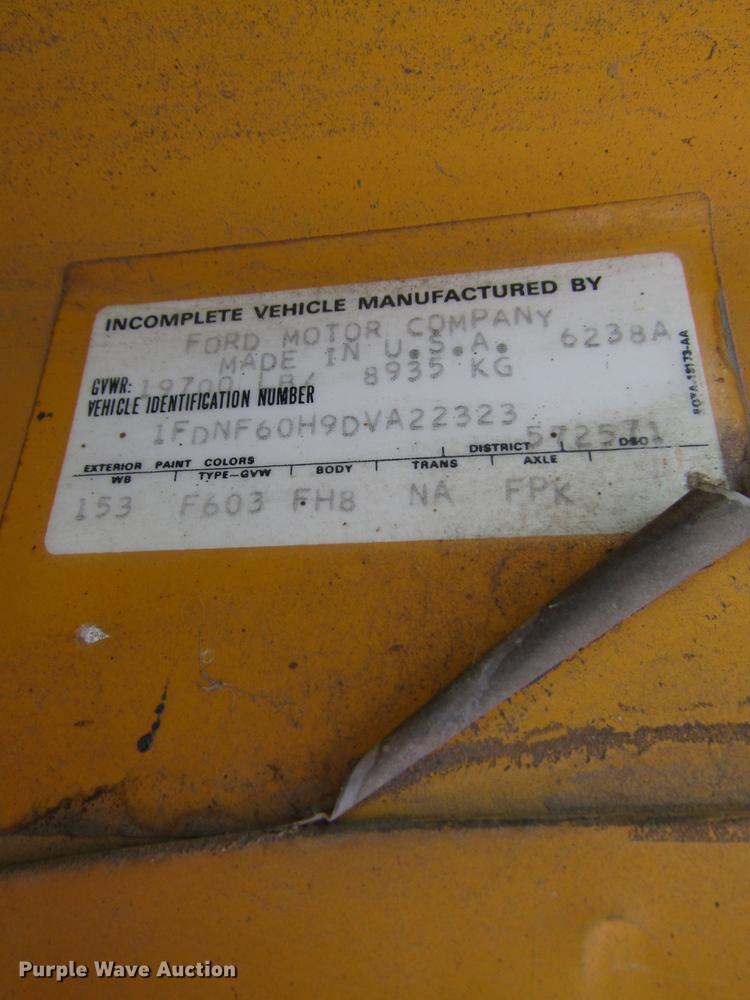 image for item DG1207 1983 Ford F600G oil distributor truck