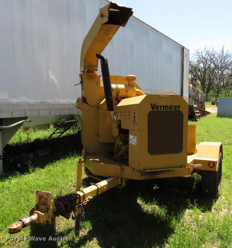 image for item DG1208 1992 Vermeer 1250BC wood chipper