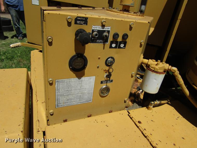 image for item DG1208 1992 Vermeer 1250BC wood chipper