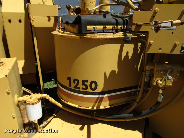 image for item DG1208 1992 Vermeer 1250BC wood chipper