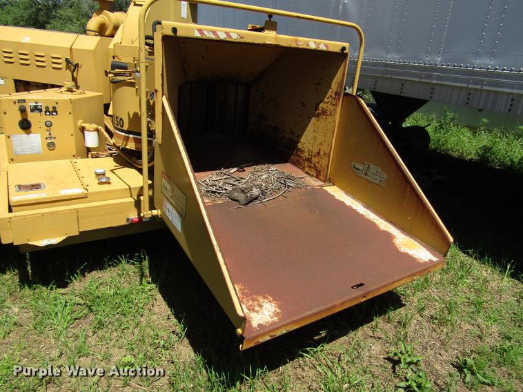 image for item DG1208 1992 Vermeer 1250BC wood chipper