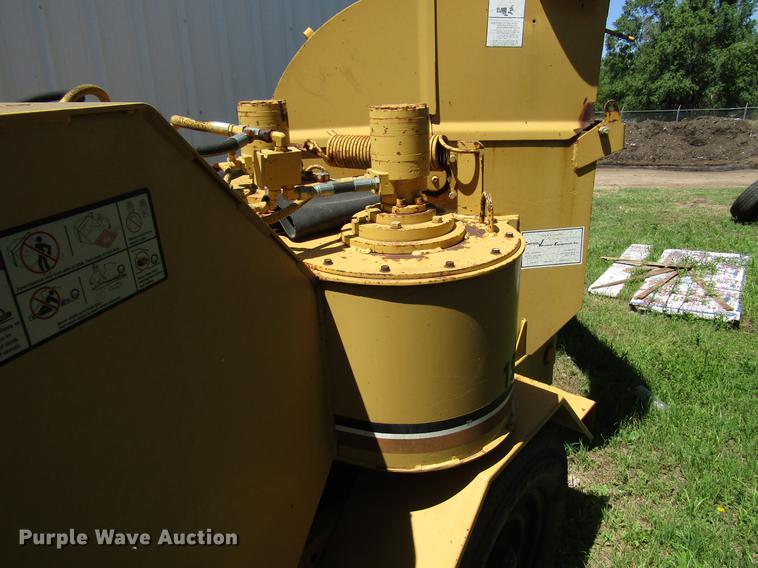 image for item DG1208 1992 Vermeer 1250BC wood chipper