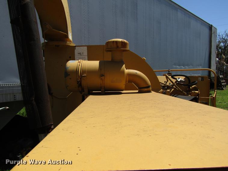 image for item DG1208 1992 Vermeer 1250BC wood chipper