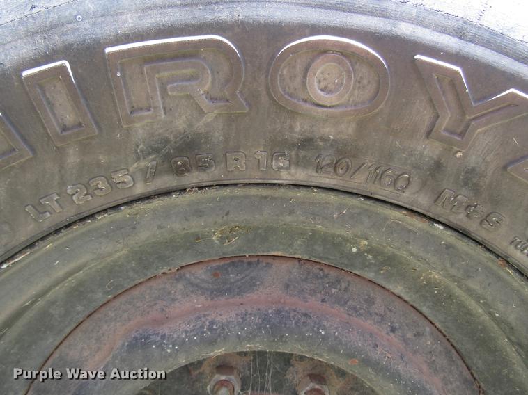 image for item DG1208 1992 Vermeer 1250BC wood chipper