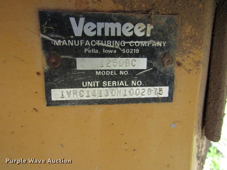 image for item DG1208 1992 Vermeer 1250BC wood chipper