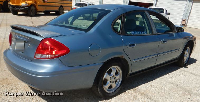 image for item DG4752 2005 Ford Taurus SE