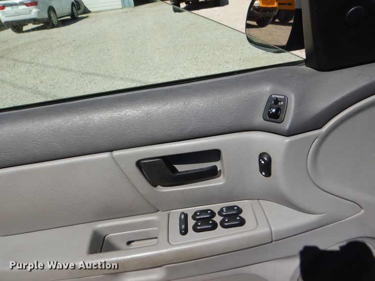 image for item DG4752 2005 Ford Taurus SE