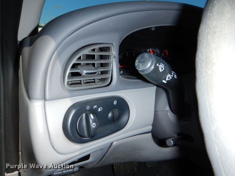 image for item DG4752 2005 Ford Taurus SE