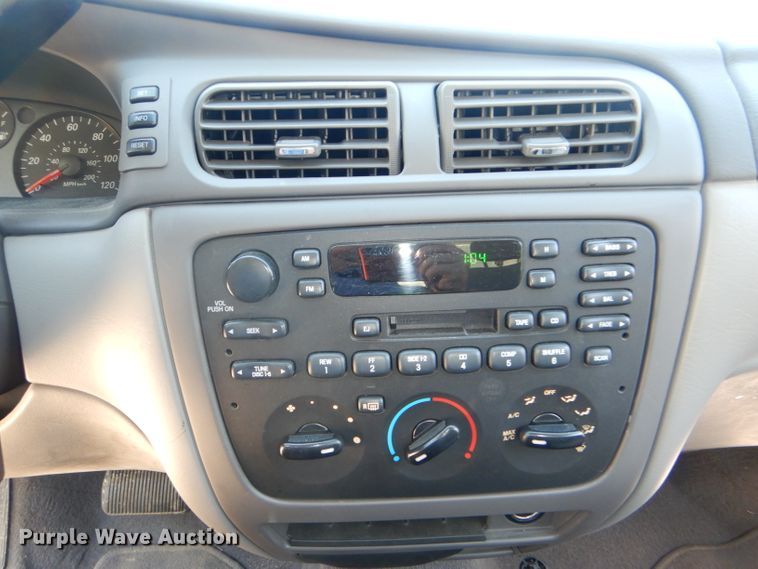 image for item DG4752 2005 Ford Taurus SE