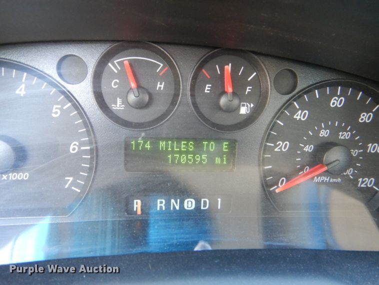 image for item DG4752 2005 Ford Taurus SE