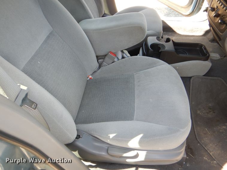 image for item DG4752 2005 Ford Taurus SE