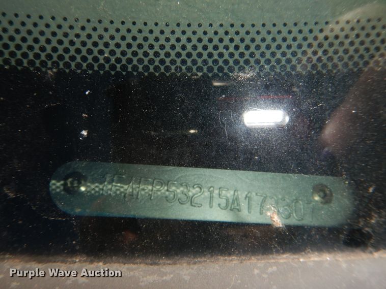 image for item DG4752 2005 Ford Taurus SE