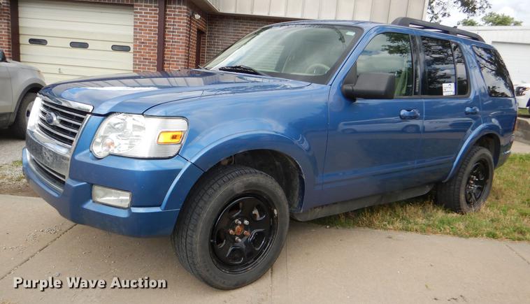 image for item DG4756 2009 Ford Explorer SUV