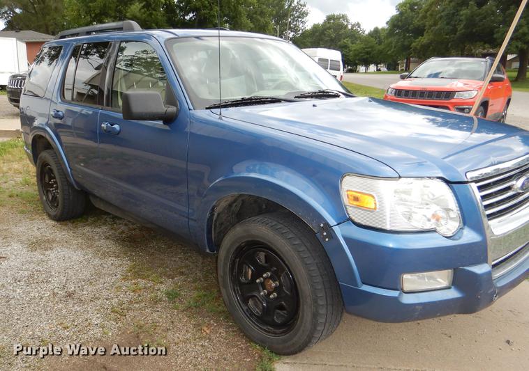 image for item DG4756 2009 Ford Explorer SUV