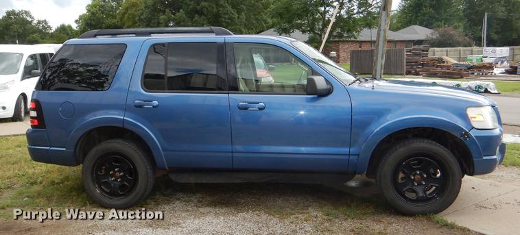 image for item DG4756 2009 Ford Explorer SUV