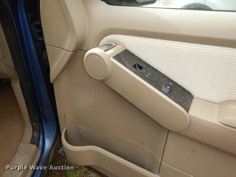image for item DG4756 2009 Ford Explorer SUV