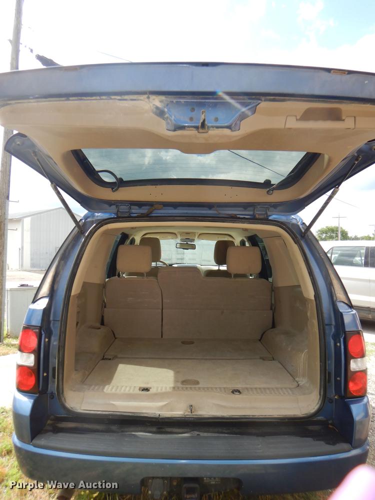 image for item DG4756 2009 Ford Explorer SUV
