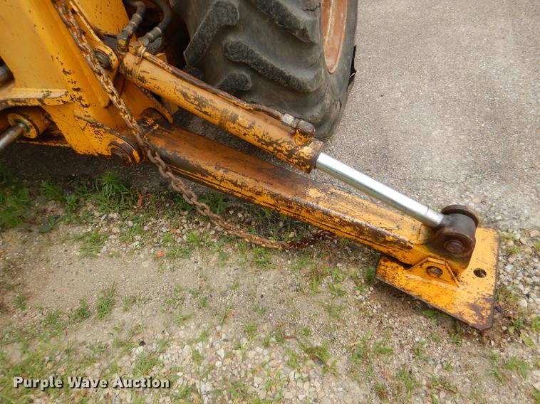 image for item DG4758 Case 480B backhoe