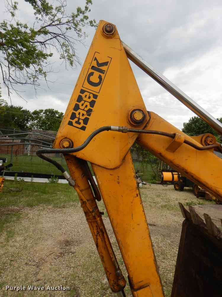 image for item DG4758 Case 480B backhoe