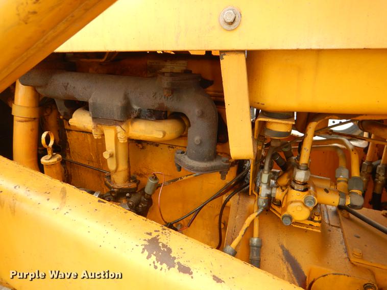 image for item DG4758 Case 480B backhoe