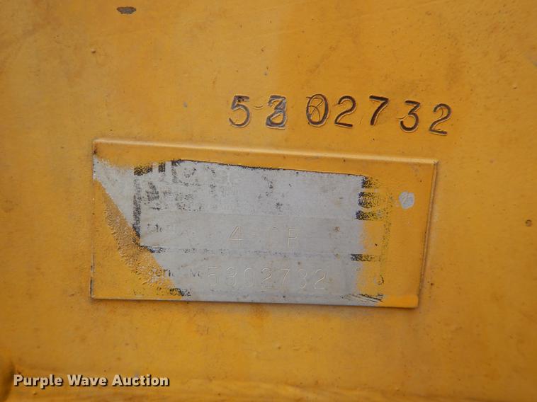 image for item DG4758 Case 480B backhoe
