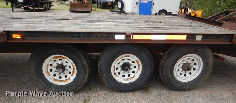 image for item DG4762 2000 Circle D 25BHFB equipment trailer