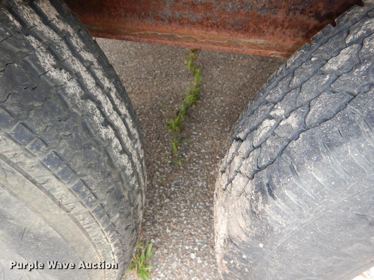 image for item DG4762 2000 Circle D 25BHFB equipment trailer