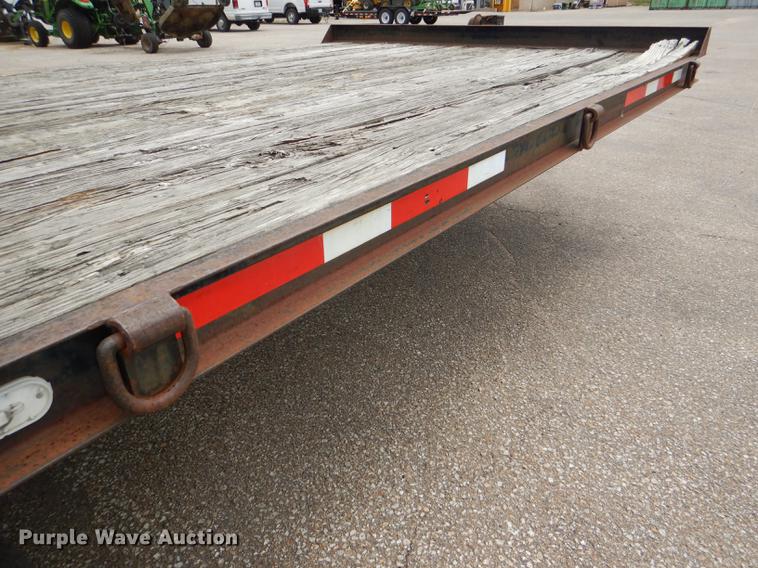 image for item DG4762 2000 Circle D 25BHFB equipment trailer