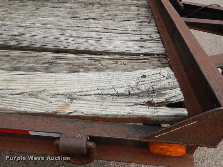 image for item DG4762 2000 Circle D 25BHFB equipment trailer