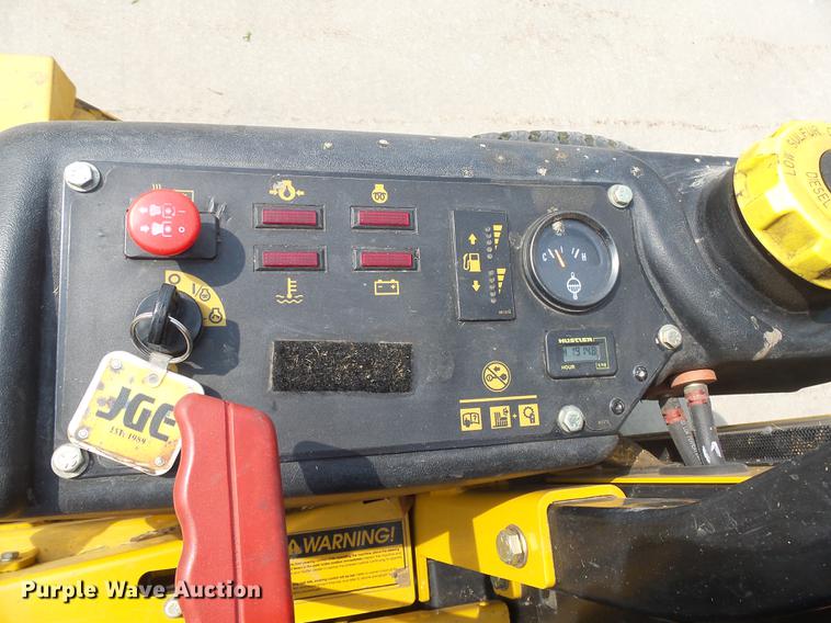 image for item DX9184 2009 Hustler Hustler Z ZTR lawn mower