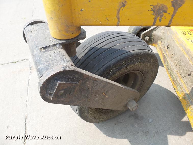 image for item DX9184 2009 Hustler Hustler Z ZTR lawn mower