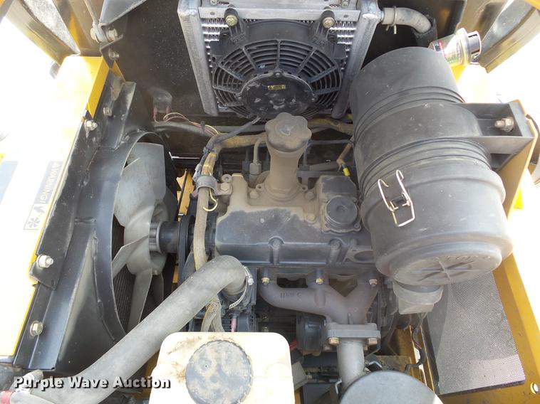 image for item DX9185 2010 Hustler Hustler Z ZTR lawn mower