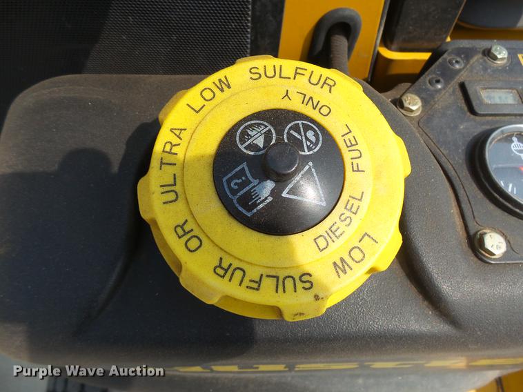 image for item DX9185 2010 Hustler Hustler Z ZTR lawn mower