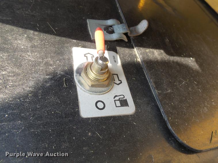 image for item DX9185 2010 Hustler Hustler Z ZTR lawn mower