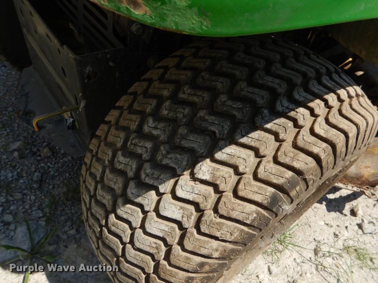 image for item ED9290 John Deere X300 lawn mower