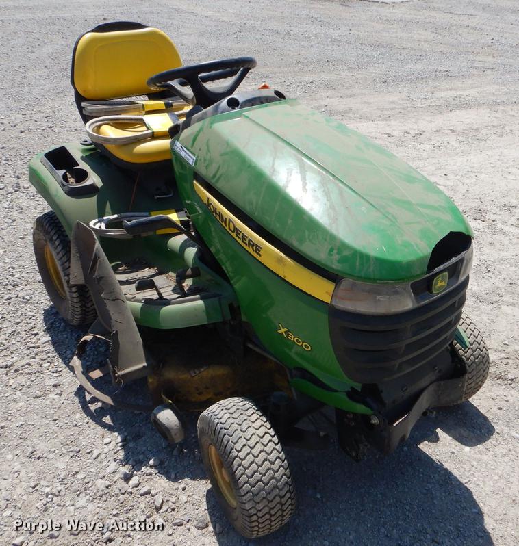 image for item ED9291 John Deere X300 lawn mower