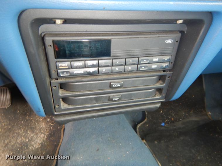 image for item ED9301 1994 Ford Taurus