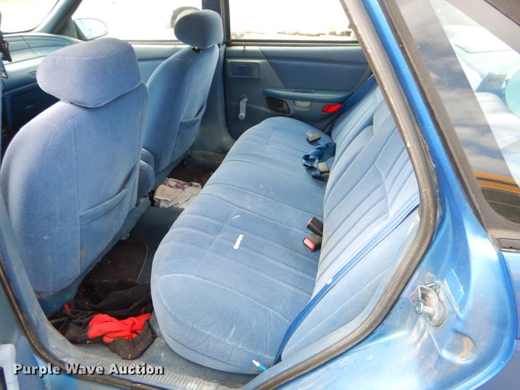 image for item ED9301 1994 Ford Taurus