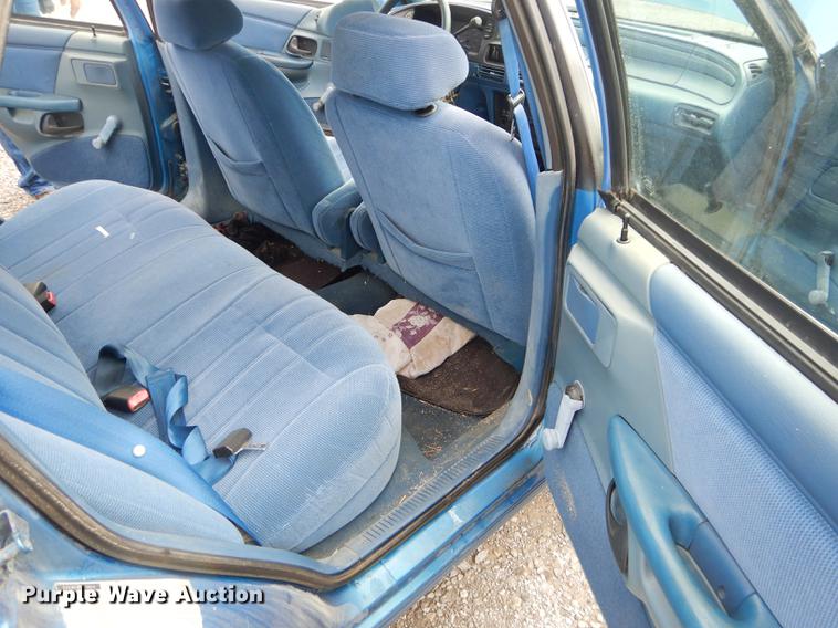 image for item ED9301 1994 Ford Taurus