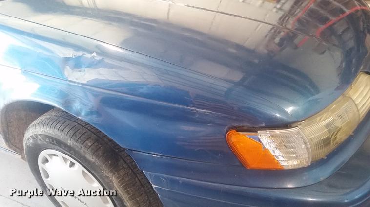 image for item ED9301 1994 Ford Taurus