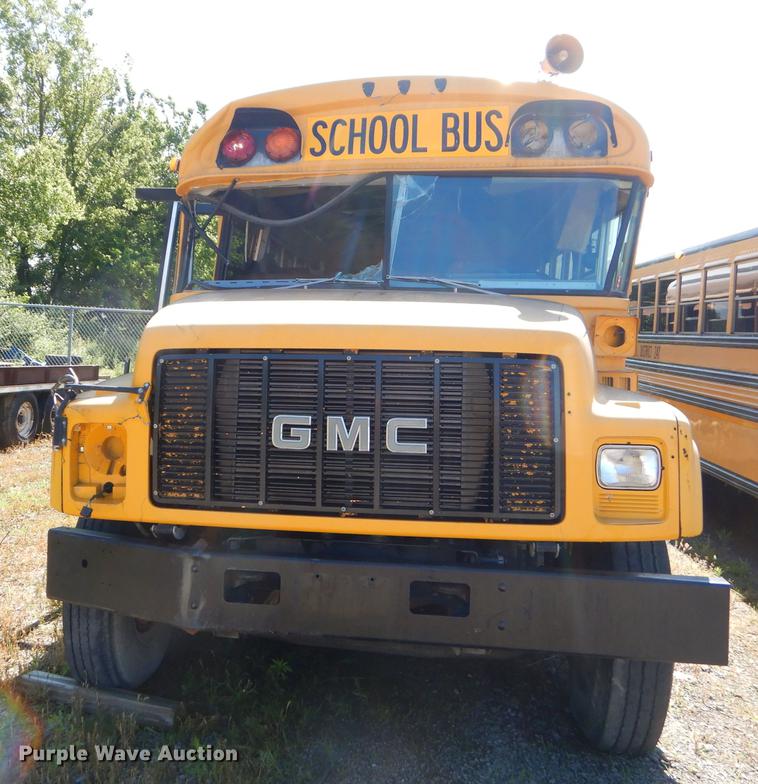 image for item ED9302 2002 GMC B7 Blue Bird school bus