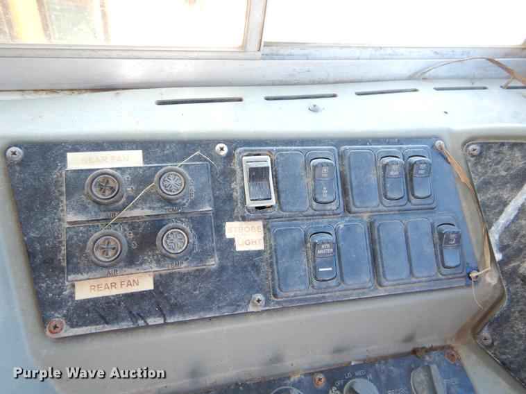 image for item ED9302 2002 GMC B7 Blue Bird school bus