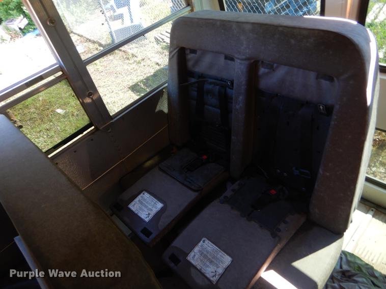 image for item ED9302 2002 GMC B7 Blue Bird school bus