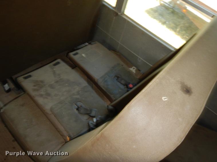 image for item ED9302 2002 GMC B7 Blue Bird school bus